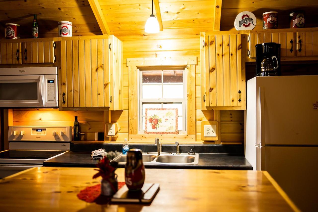 Avenwood Cabins Logan Exterior photo