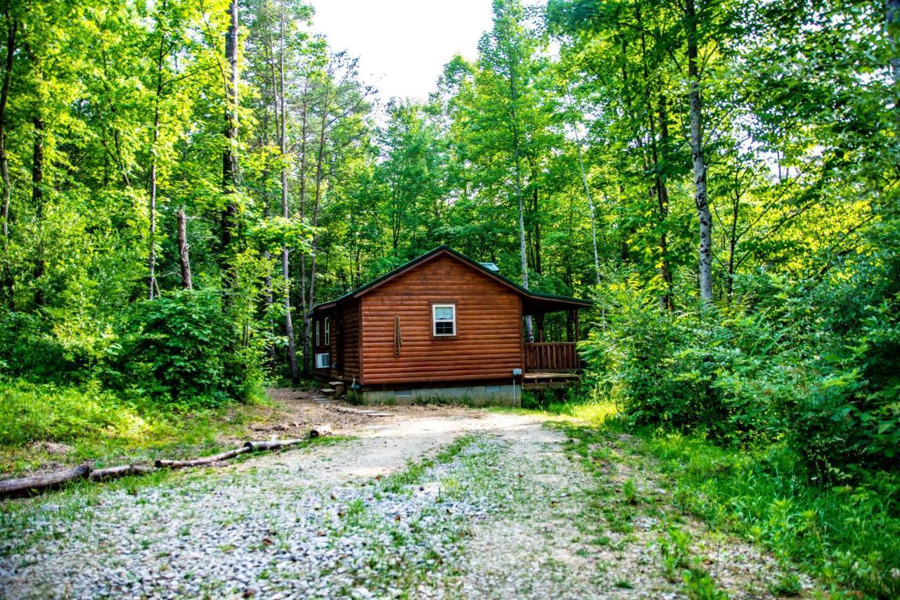 Avenwood Cabins Logan Exterior photo