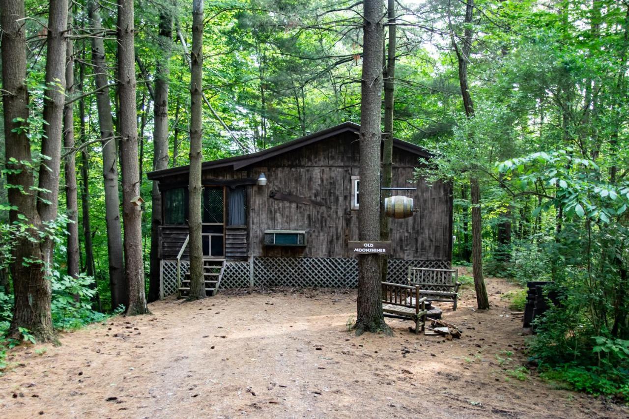 Avenwood Cabins Logan Exterior photo