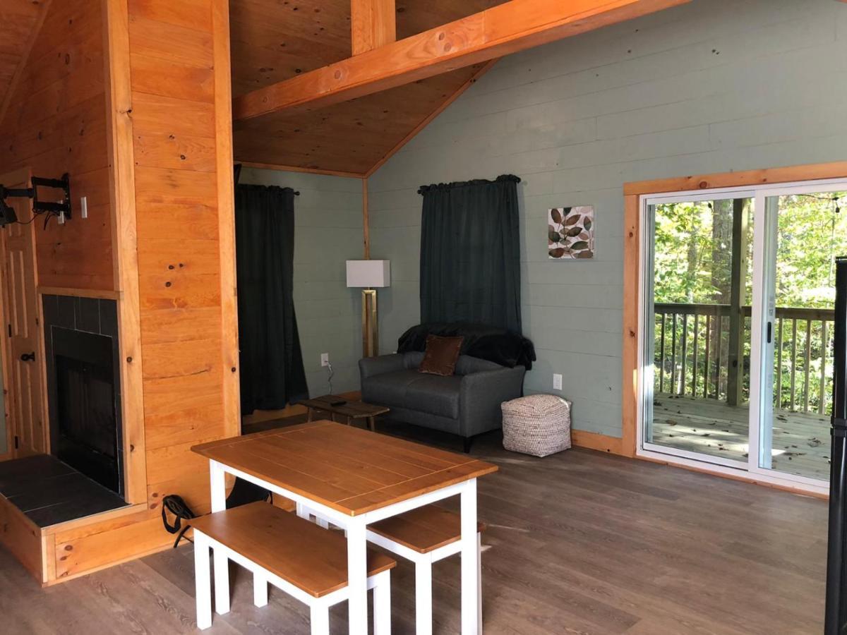 Avenwood Cabins Logan Exterior photo