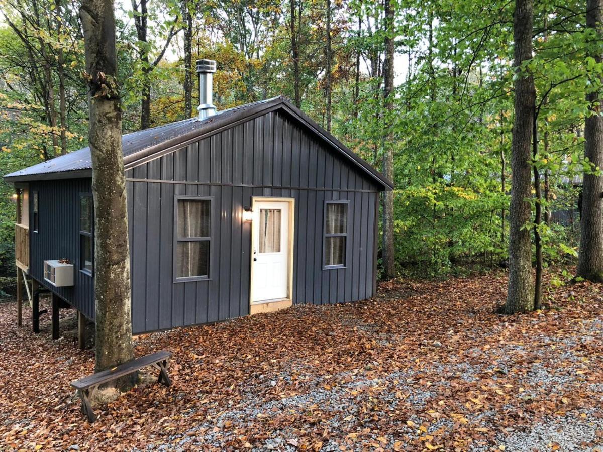 Avenwood Cabins Logan Exterior photo