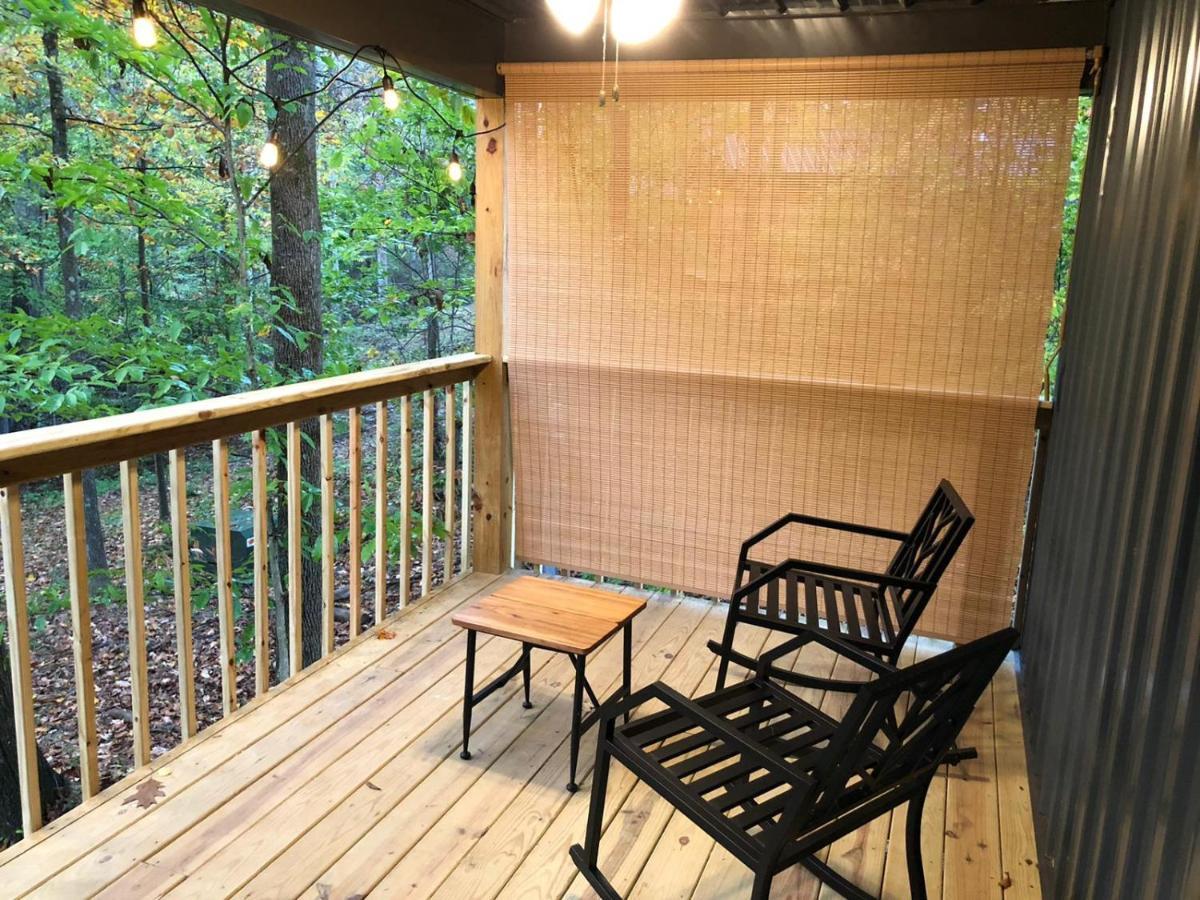 Avenwood Cabins Logan Exterior photo