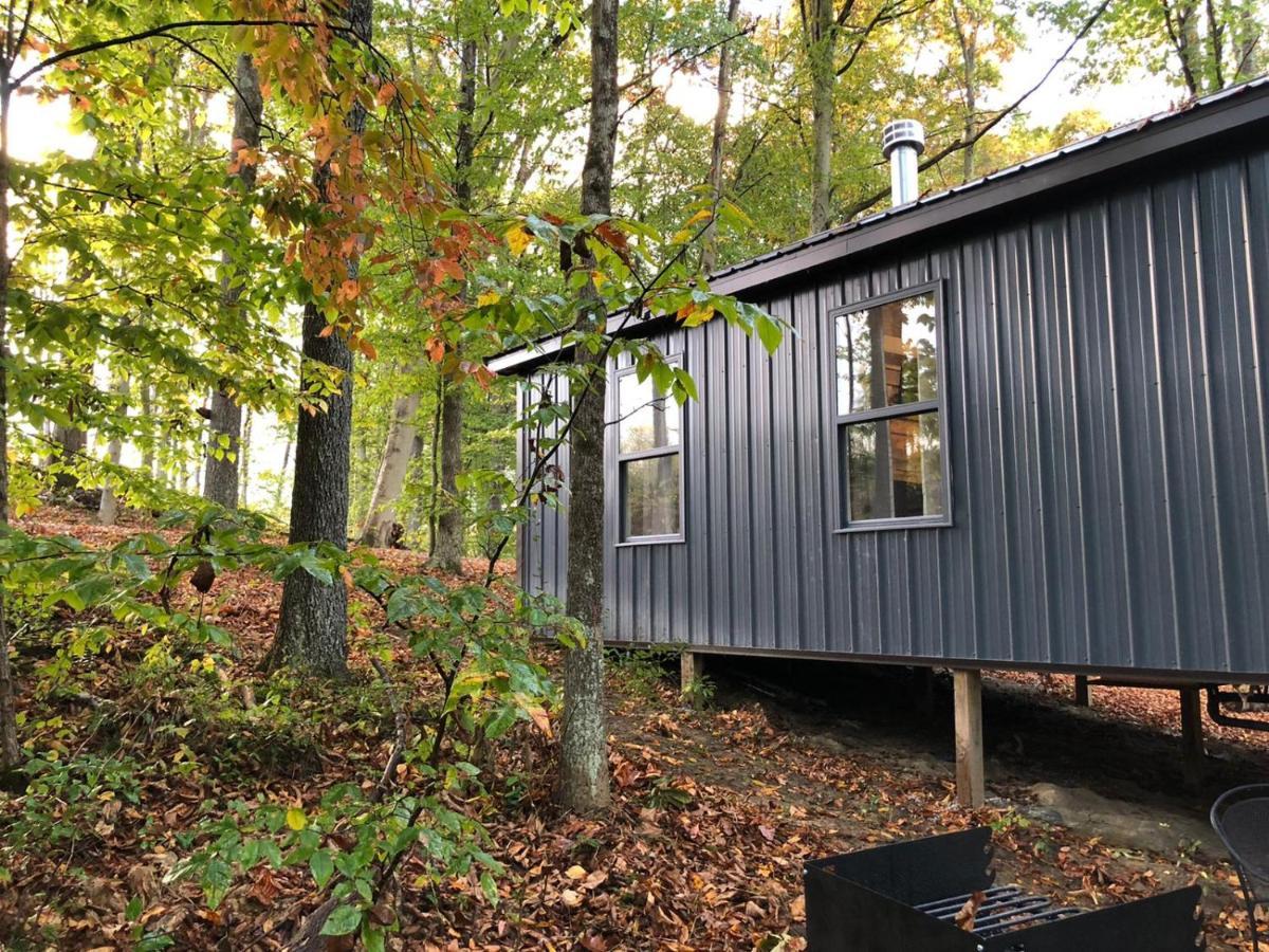 Avenwood Cabins Logan Exterior photo
